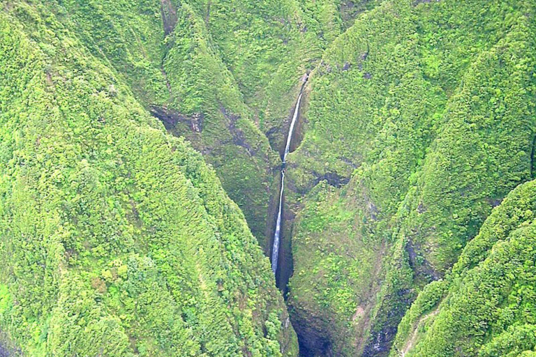 Bluehawaiian The Complete Oahu Helicopter Sacred Falls Above